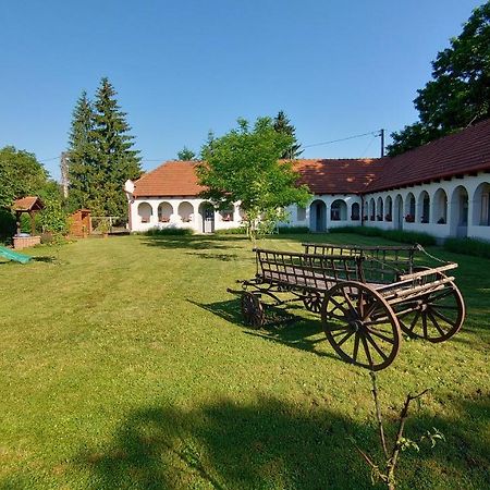 Bakta Haz Hotel Egerbakta Ngoại thất bức ảnh