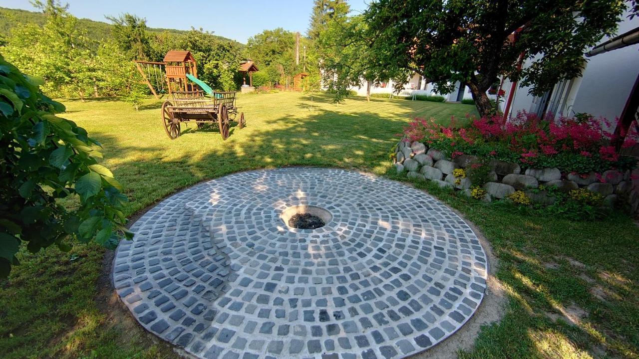 Bakta Haz Hotel Egerbakta Ngoại thất bức ảnh
